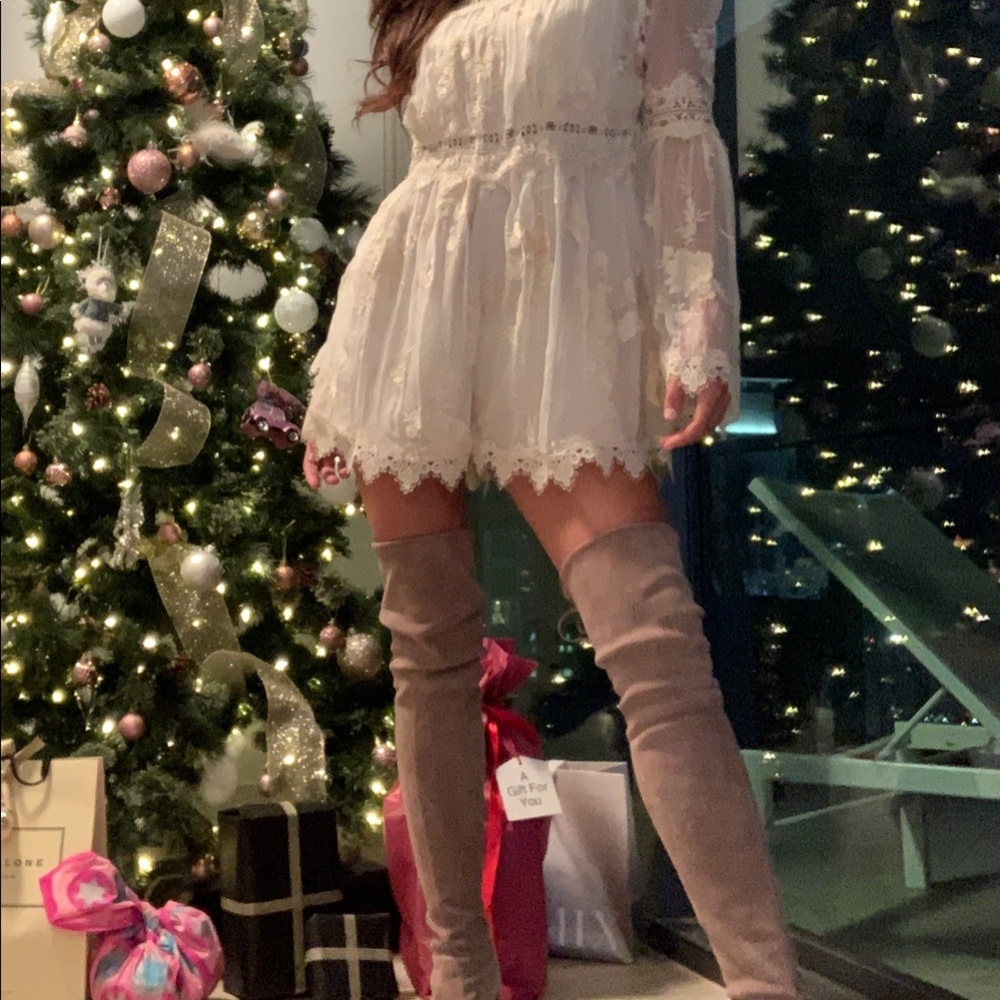 Zimmermann Cream Lace Long-Sleeve Romper with Scalloped Hem